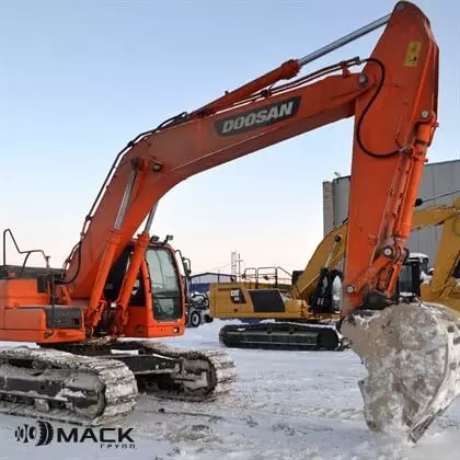 Гусеничный экскаватор Doosan DX300LC