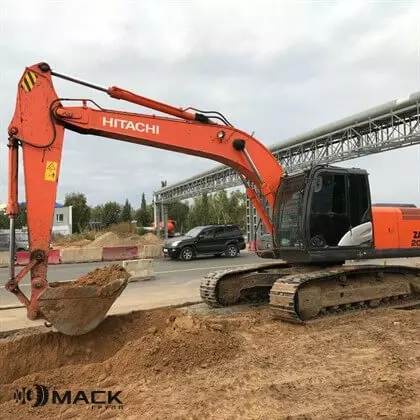 Гусеничный экскаватор Hitachi ZX200