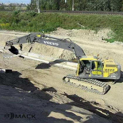 Volvo EC210BLC