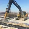 Гусеничный экскаватор Volvo EC210BLC с гидромолотом