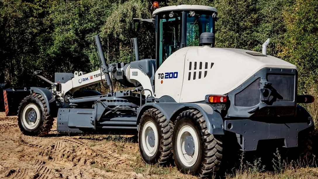 Аренда грейдера Terex TG 200