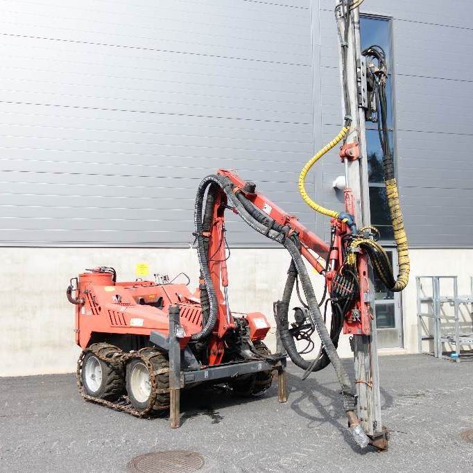 Аренда ямобура Sandvik DC120